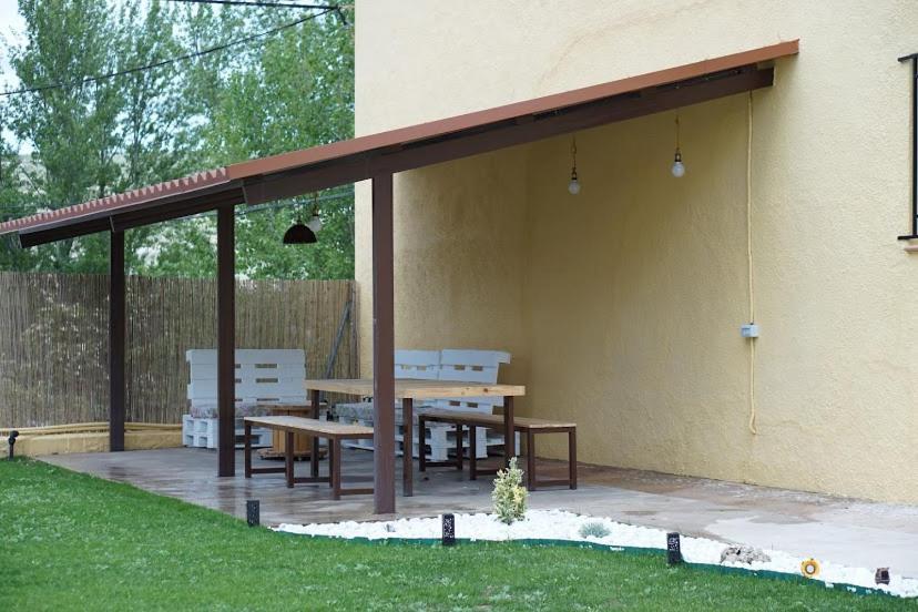 La Casa Del Rio Granja Llumes